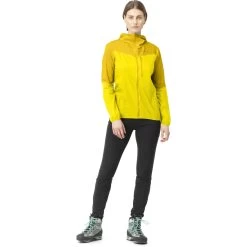 Norrona Falketind Aero60 Hood Women - Sulphur/Blazing Yellow -Norrona norrona falketind aero60 hood women sulphur blazing yellow model 1 1399432
