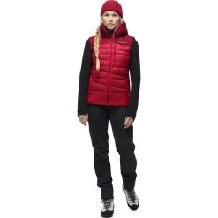 Norrona Falketind Down750 Vest Women - True Red -Norrona norrona falketind down750 vest women true red 2 1460703