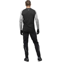 Norrona Fjørå Equaliser Lightweight Long Sleeve Shirt Men - Caviar/Castor Grey -Norrona norrona fjora equaliser lightweight long sleeve shirt men caviar castor grey 4 1254108