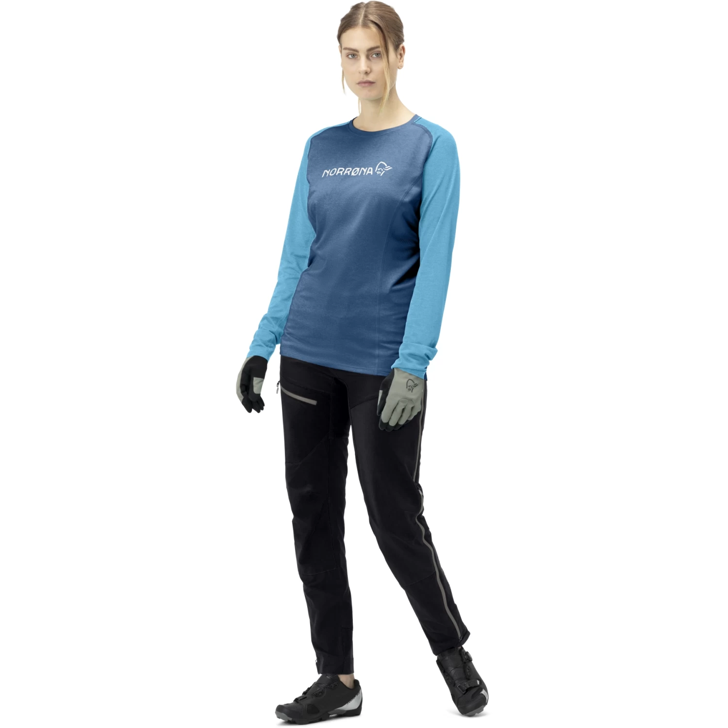 Norrona Fjørå Equaliser Lightweight Long Sleeve Shirt Women - Mykonos Blue/Aquarius 4 Norrona Fjørå Equaliser Lightweight Long Sleeve Shirt Women - Mykonos Blue/Aquarius - Image 4