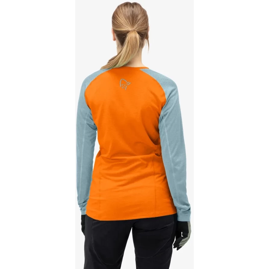 Norrona Fjørå Equaliser Lightweight Long Sleeve Shirt Women - Orange Popsicle/Tourmaline 5 Norrona Fjørå Equaliser Lightweight Long Sleeve Shirt Women - Orange Popsicle/Tourmaline - Image 5