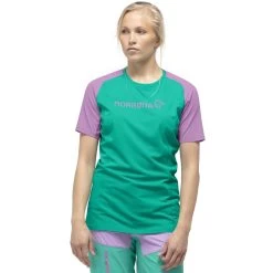 Norrona Fjørå Equaliser Lightweight T-Shirt Women - Violet Tuille/Arcadia