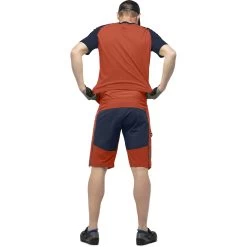 Norrona Fjørå Flex1 Mid Weight Shorts Men - Rooibos Tea/Indigo Night -Norrona norrona fjora flex1 mid weight shorts men rooibos tea indigo night model 2 1399735