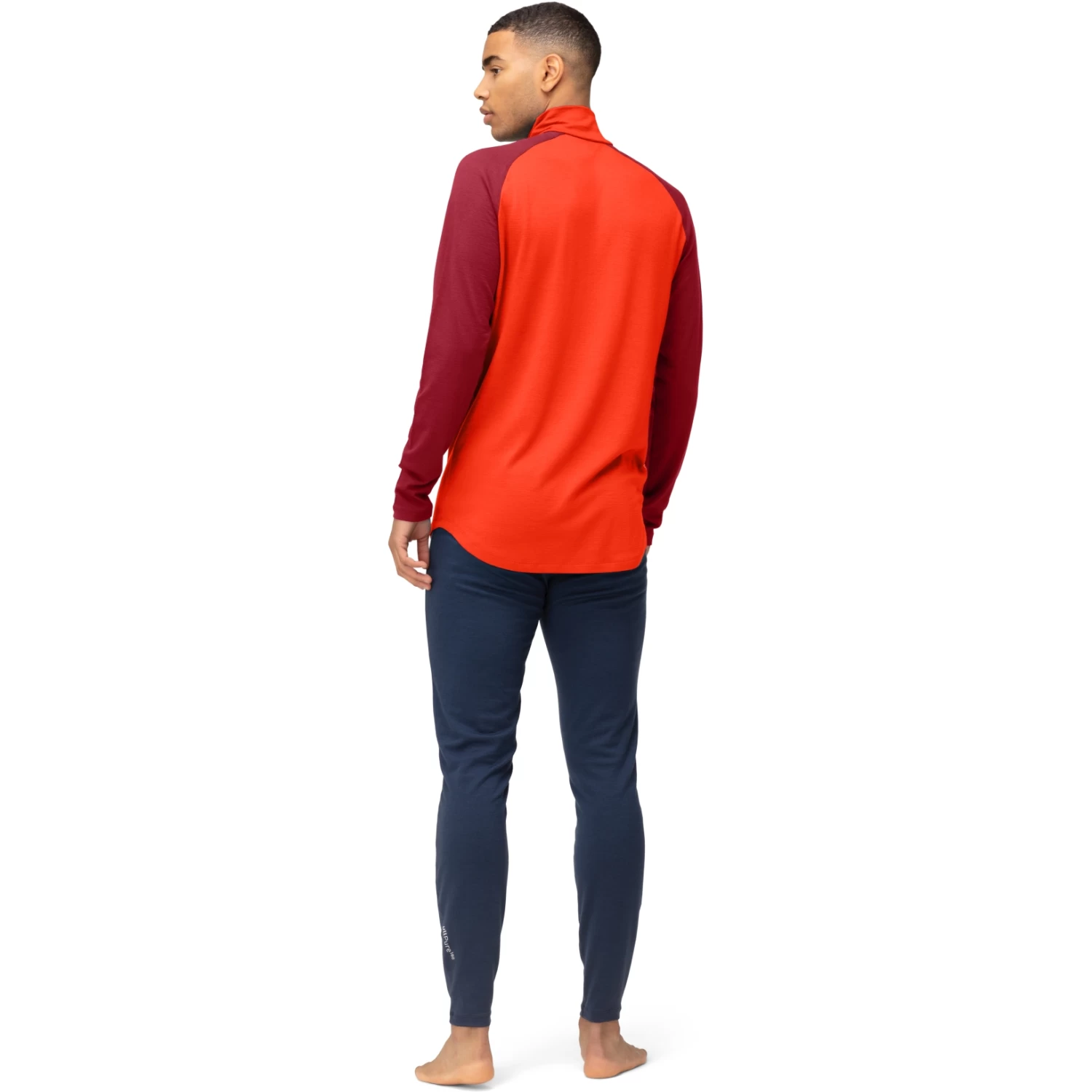 Norrona PureUll Zip Neck Baselayer Men - Arednalin/Rhubarb 5 Norrona PureUll Zip Neck Baselayer Men - Arednalin/Rhubarb - Image 5