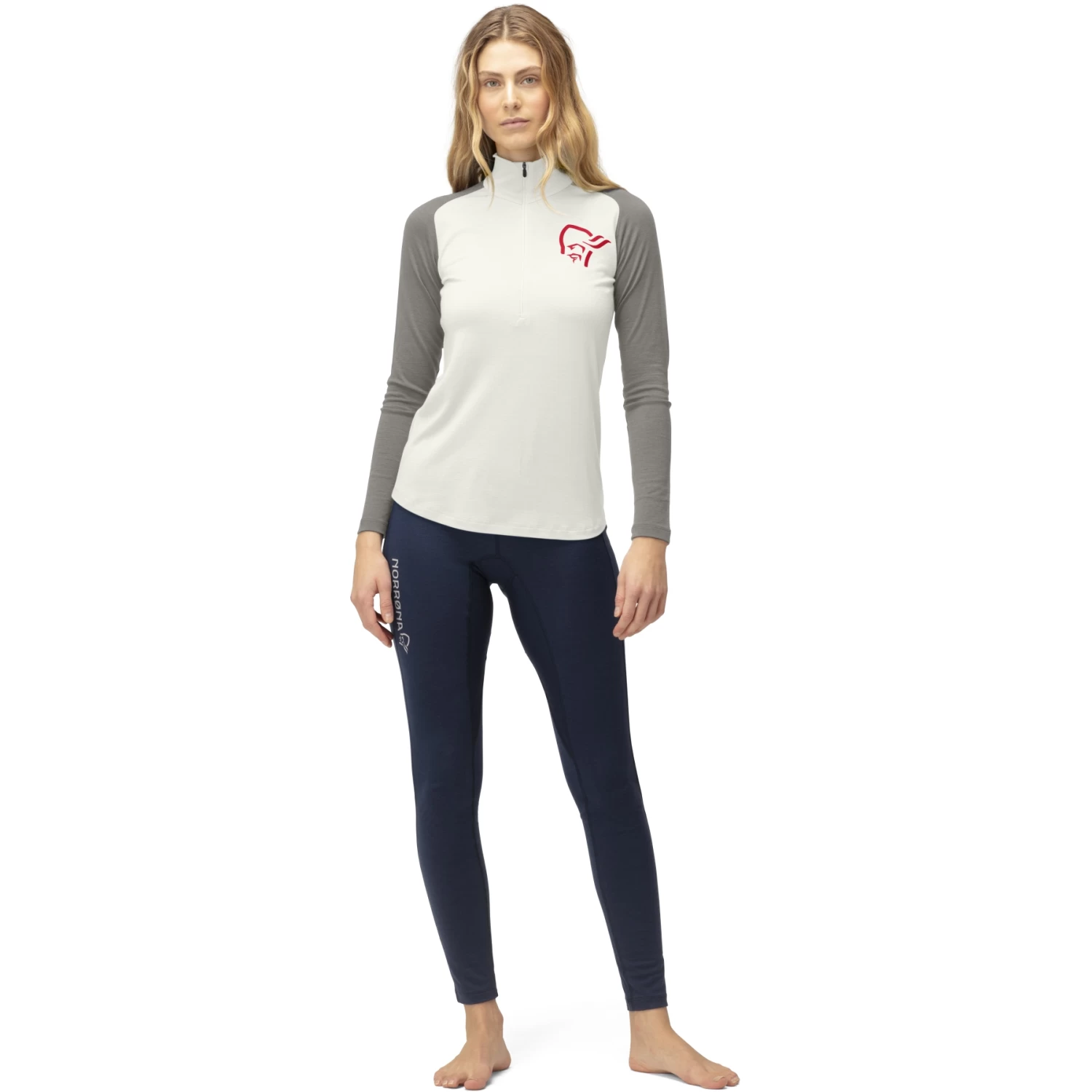 Norrona PureUll Zip Neck Baselayer Women - Snowdrop/Castor Grey 4 Norrona PureUll Zip Neck Baselayer Women - Snowdrop/Castor Grey - Image 4