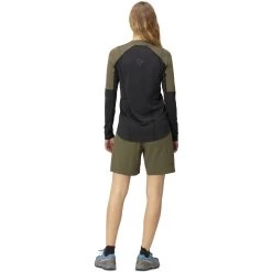 Norrona Senja Equaliser Lightweight Long Sleeve Women - Olive Night 9 Norrona Senja Equaliser Lightweight Long Sleeve Women - Olive Night -Norrona norrona senja equaliser lightweight long sleeve women olive night model 2 1399832