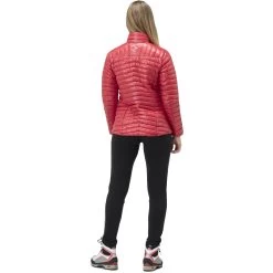 Norrona Trollveggen Superlight Down850 Jacket Women - True Red -Norrona norrona trollveggen superlight down850 jacket women true red 4 1031807